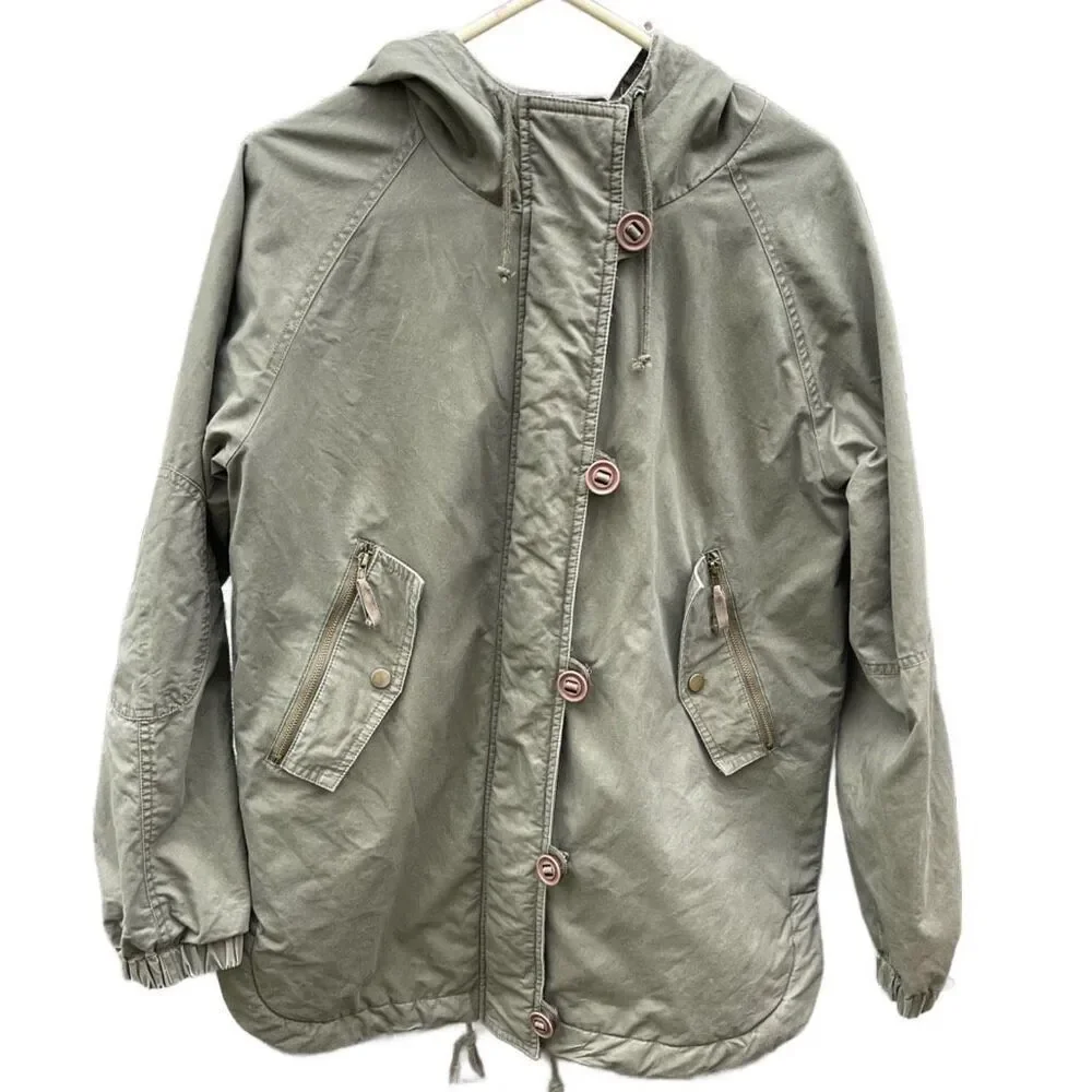Love Tree size Medium army Green, military style coat. - Picture 2 of 8